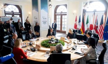Ministros del G7 se reúnen para analizar el impacto económico de la guerra en Medio Oriente y la suba del petróleo