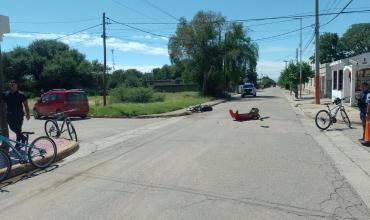 Una motociclista fue trasladada al hospital tras chocar con un utilitario en Ulapes