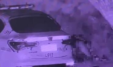 Grabaron a un policía mientras tenía sexo al lado de su patrullero en horario laboral