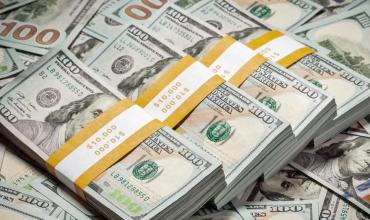 El dólar mayorista sigue en baja y alcanza la mayor distancia del techo de la banda en ocho meses