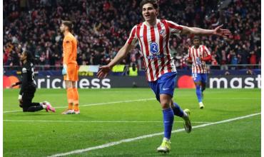 La pregunta sobre el futuro de Julián Álvarez en Atlético Madrid que fastidió a Simeone: “No le hablo a los periodistas, le hablo a nuestra gente”