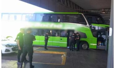 Hallaron muerta a una mujer dentro de un micro en la terminal de Posadas
