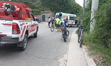 Ciclista sufrió una caída en Ruta 75 y debió ser hospitalizada