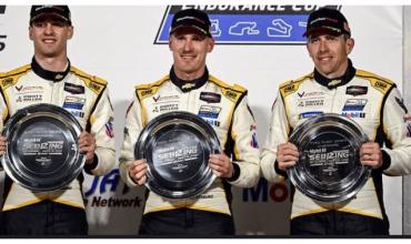 Gran actuación del argentino Nico Varrone en una de las carreras más exigentes: se subió al podio en las 12 horas de Sebring