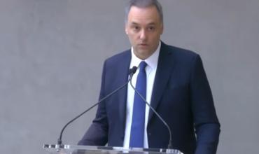 El núcleo duro del Gobierno se abroquela y busca retomar la agenda con Adorni en el centro