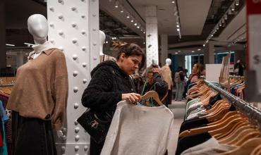 La venta de ropa cayó 8,4% en el primer bimestre del año