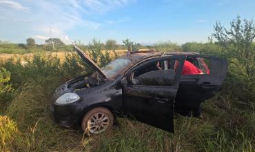 Impresionante vuelco en ruta 27: una menor fue hospitalizada