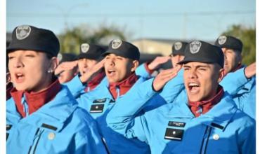 Presentan un proyecto en la Legislatura porteña para que los policías usen cámaras corporales en sus chalecos