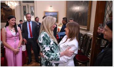 Senado: tras semanas de tensión interna, Patricia Bullrich busca firmar la paz con Karina Milei