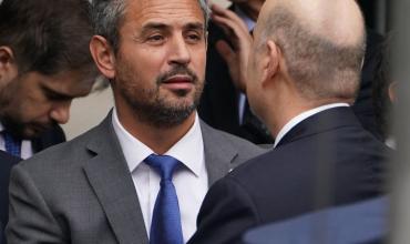 Ley Hojarasca: puntos conflictivos y un curioso artículo que habilita al Estado a comprar autos importados