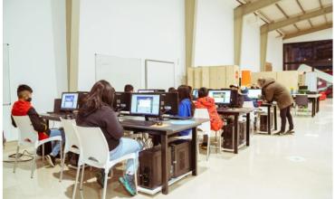 8 de cada 10 chicos de primaria aprobaron a un tutor IA escolar