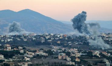 Hezbolá afirma haber atacado 13 ciudades del norte de Israel mientras comenzaban las conversaciones de paz