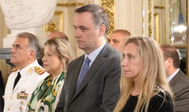 Manuel Adorni participará de una misa por la muerte del papa Francisco: coincidirá con Villarruel y Kicillof