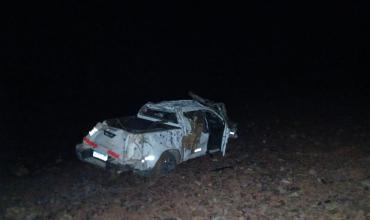 Dos personas resultaron heridas tras gran vuelco de una camioneta en la Cuesta del Portezuelo