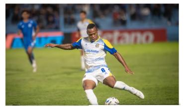 Con una asistencia de Di María, Central venció a Estudiantes (RC) y se metió en octavos