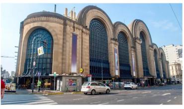 Incendio en un cine afectó a ocho personas: dos sufrieron quemaduras