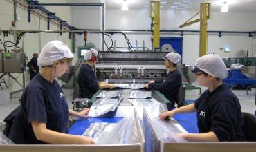 Se perdieron casi 80 mil puestos de trabajo en la industria desde la asunción de Milei