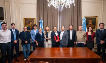 La Rioja firmó un acuerdo con la empresa china Hainan Trailblazer para avanzar en proyectos mineros