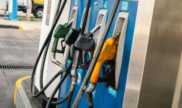 Nuevo aumento del impuesto a los combustibles: el impacto en el litro de nafta y gasoil desde el 1 de mayo