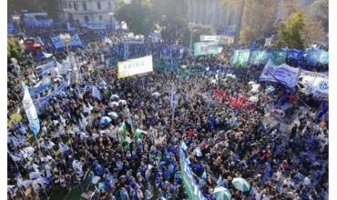 La CGT llamó a ponerle “límites" al Gobierno de Milei en la marcha por el Día del Trabajador
