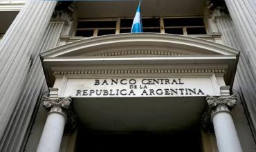 Reservas: el BCRA acelera la compra de dólares y ya cubrió más del 70% de la meta anual