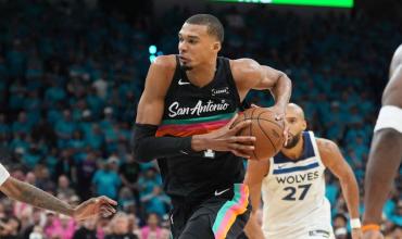 El francés Victor Wembanyama rompió un récord histórico de la NBA que llevaba más de 50 años