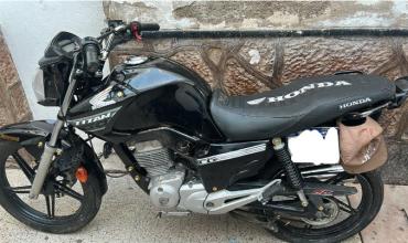 Motociclista sufrió una fuerte caída sobre Ruta 79 y fue derivado al hospital 
