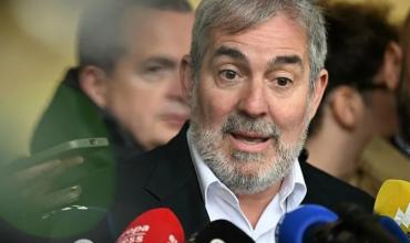 "No puedo permitir que entre": el presidente de Canarias, Fernando Clavijo, se enfrenta a Madrid y rechaza recibir el crucero con hantavirus