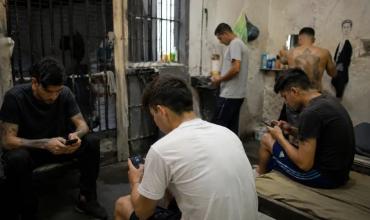 El Enacom aprobó el bloqueo de celulares en penales federales