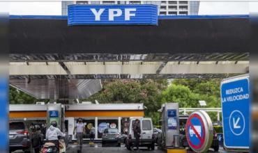 YPF confirmó un aumento del 1% en los combustibles y alargó el congelamiento por 45 días más