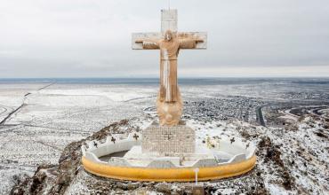 Trump quiere expropiar tierras de una diócesis católica para ampliar el muro con México