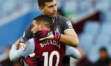 Con el “Dibu” Martínez y Buendía a la cabeza, el Aston Villa va por la gloria en la Europa League