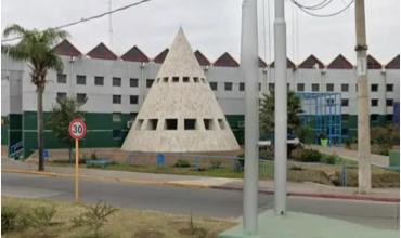 Un chico de 14 años entró armado a un colegio en Córdoba y hay conmoción