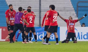 La particular reacción de la Conmebol al increíble error del arquero de Racing ante Caracas