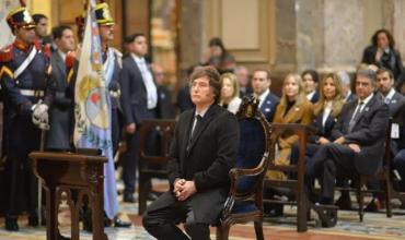 Milei llegó al Tedeum del 25 de Mayo: “Basta de arengar la polarización”, lanzó el arzobispo García Cuerva