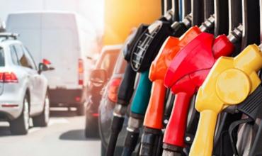 Boletín Oficial: El Gobierno posterga al 1 de julio la aplicación plena de impuestos a los combustibles