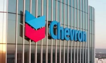 Chevron presentó un megaproyecto bajo el RIGI para invertir USD 13.800 millones en Vaca Muerta
