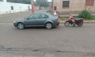 Ulapes: una adolescente resultó herida tras un choque entre una motocicleta y un automóvil