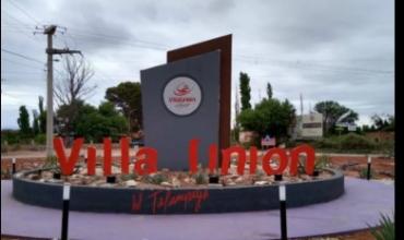 Villa Unión: un joven cayó de cuatro metros mientras trabajaba en una escuela