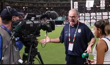 Bielsa, enloquecido en la nota post-eliminación de Uruguay: "¡Dale de una vez!"