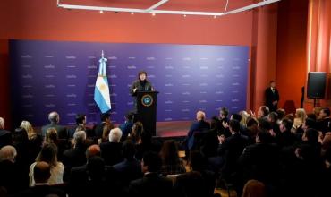 Milei reunió a legisladores de La Libertad Avanza y anunció una propuesta para modificar la Carta Orgánica del BCRA
