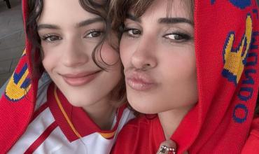  Penélope Cruz y Rosalía alentaron a España en su triunfo contra Austria