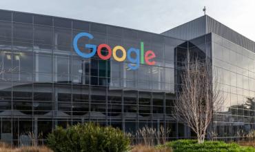 Multa histórica a Google: deberá pagar más de 4 mil millones de euros por competencia desleal