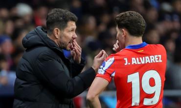 La sentencia del Cholo Simeone sobre el futuro de Julián Álvarez y la charla que mantuvieron en medio del interés del Barcelona