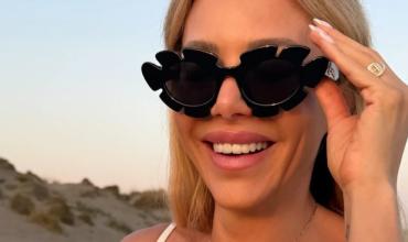 El llamativo ritual de Evangelina Anderson que compartió desde una playa de Marbella