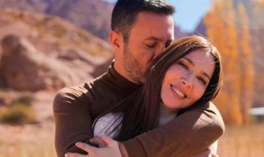 Cristina Pérez y Luis Petri pasaron por la Iglesia y recibieron una hermosa bendición tras 5 años juntos