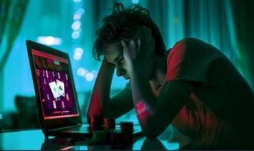 Ludopatía en aumento: expertos advierten sobre una “trampa” que seduce a jóvenes