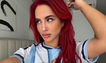 Flor Vigna hizo una producción de fotos al borde de la censura para alentar a Lionel Messi: “A festejar”