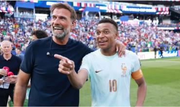 Jürgen Klopp reveló su multimillonario plan para incorporar a Mbappé: “A bordo de un jet privado con cinco habitaciones”