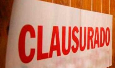 Clausuraron una fiesta clandestina con unas 500 personas por presencia de menores y venta ilegal de entradas